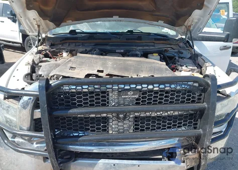 2018 Ram 2500 Tradesman 4X4 6'4 Box z USA, uszkodzony, nr VIN 3C6UR5CL4JG191534